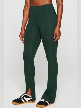 NWT Fabletics Powerhold Define Split Hem Pant Flare Leggings Green Size M